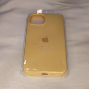 Apple iPhone 14 Silicone Case - Mustard